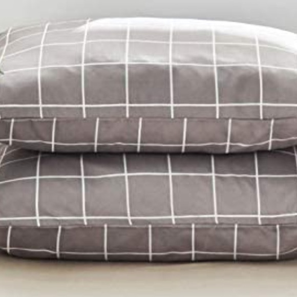 NWT, Duvet COVER Set QUEEN 3 pc Grey & White